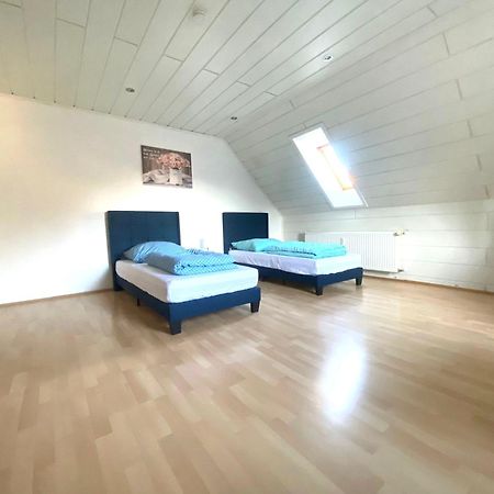 Komfortables Apartment 卡尔斯鲁厄 外观 照片